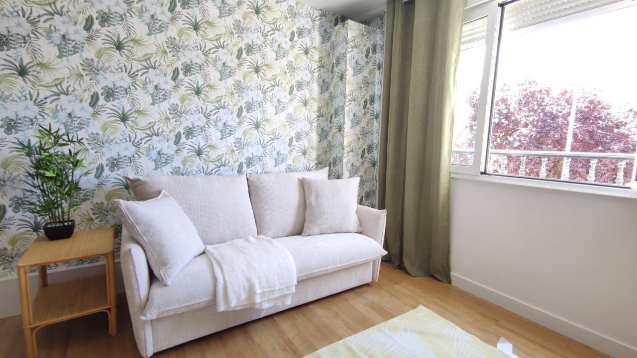 Apartamento Suite Los Deportes Понферрада Екстер'єр фото